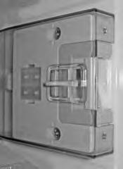 Kun matkailuvaunua seisotetaan pidempään, jääkaappi kannattaa säätää ilmanvaihtoasentoon hajunmuodostuksen välttämiseksi.