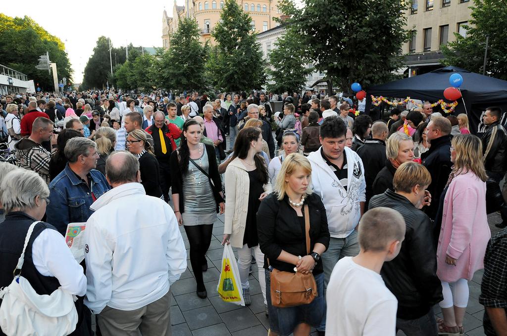 1 Kulturen som en källa till välbefinnande i vardagen Kultur ökar välbefinnandet i vardagen, när kulturen är tillgänglig för alla, när de särskilda gruppernas och migranternas kulturella behov liksom