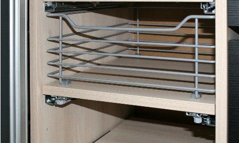 Paina lukitussalpoja A kiskoa kohti kunnes kuulet