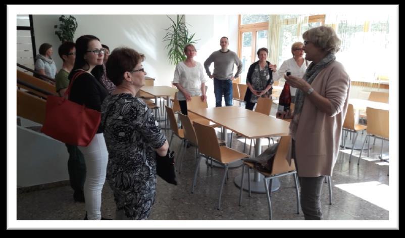 Maisemakuvaa Saalfeldenin kyläraitilta.
