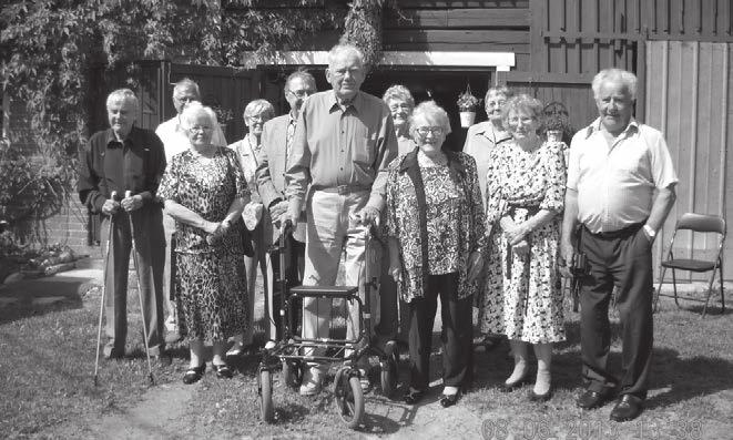 Tilaisuus oli lämminhenkinen, kuten Karjalaiseen perinteeseen kuuluu ja pöydistä ei puuttunut ääntä eikä särvintä.