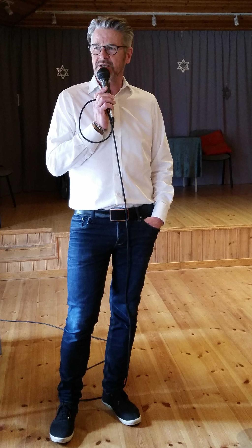 Suomenkielen hallintoalue 18/4 saapui Suomituvalle Arto Pajuvirta, joka toimii suomenkielisen hallintoalueen koordinaattorina Västeråsissa.