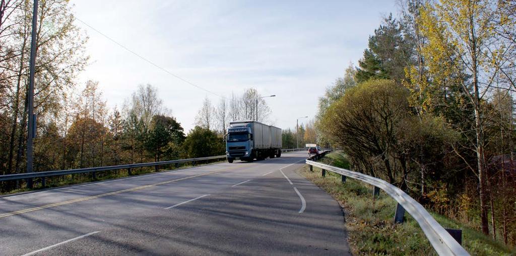 2 Lähtökohdat 2.1 Suunnittelualue ja liikenneverkollinen asema Valtatie 12 on yksi Suomen tärkeimmistä poikittaisyhteyksistä sekä henkilöliikenteelle että elinkeinoelämän kuljetuksille.