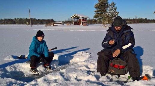 Kaikille kaikkea Saslikki-lihat saivat väritystä salaisesta marinaadista ja hyvin lämmitetystä