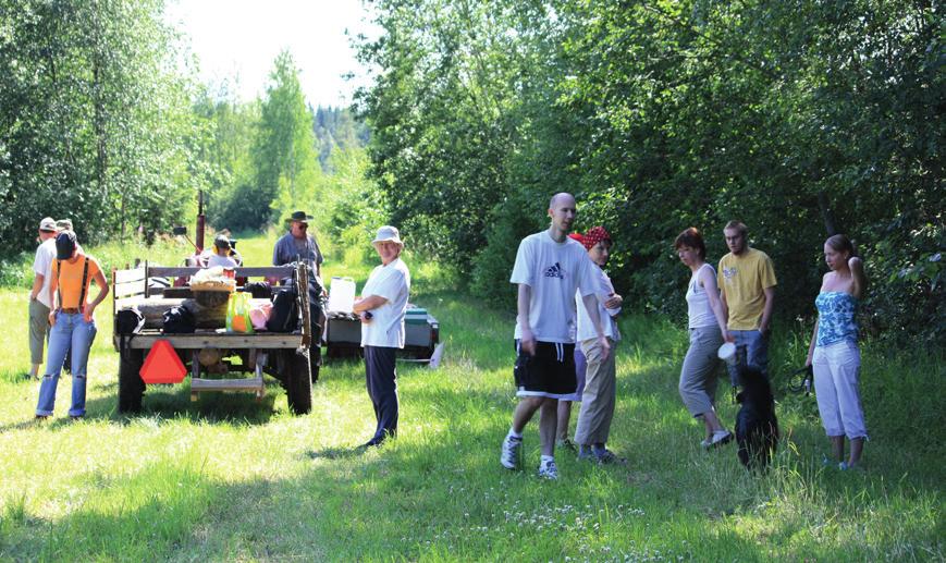 Kestävä kehitys Kestävä kehitys on paikallista ja globaalia yhteiskunnallista muutosta, jonka päänä on turvata tuleville sukupolville vähintään yhtä hyvät toimintamahdollisuudet kuin nykyisillä