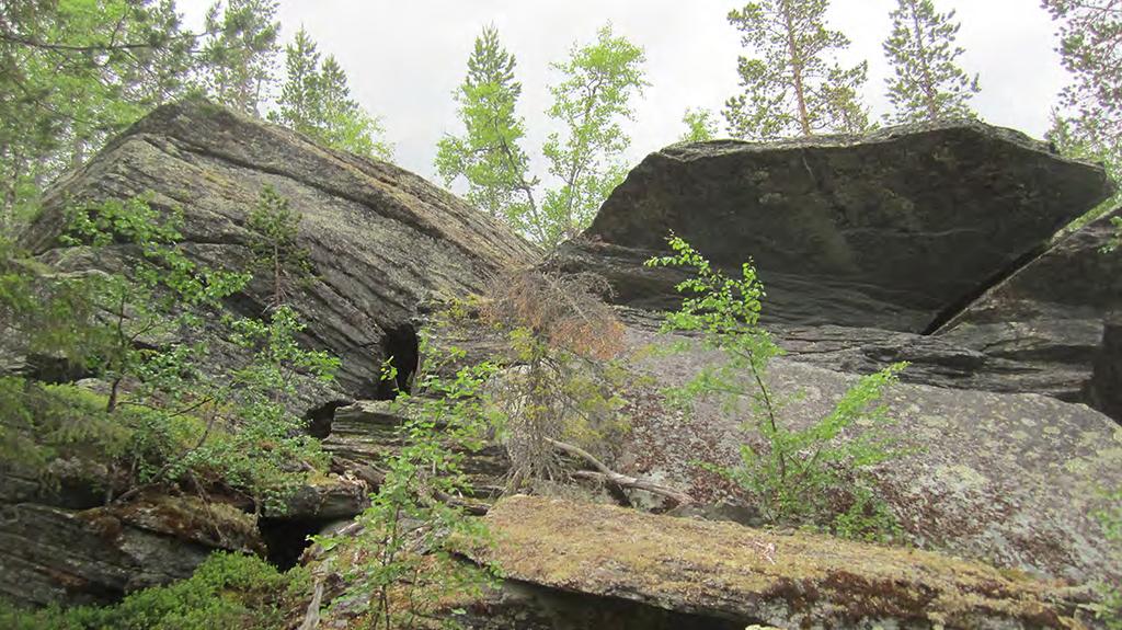 lohkottuja laattoja