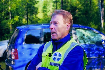 Maastojohtajakoulutus on tuonut rohkeutta kentälle Maastojohtajakurssia voi syyllä kutsua Vapepa-johtajan toteutuneeksi haaveeksi.