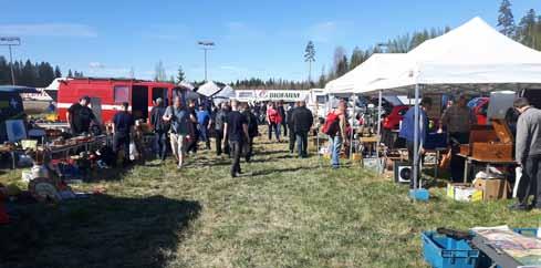 Rompemarkkinoita suosi kaunis sää Rompemarkkinat pidettiin 20-21.05. 2017 seitsemättä kertaa Jokimaan raviradalla.
