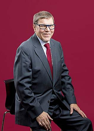 ASPO VUOSI 2016 HALLINNOINTI 13 ROBERTO LENCIONI Hallituksen jäsen vuodesta 1999, hallituksen varapuheenjohtaja vuodesta 2015, tarkastusvaliokunnan puheenjohtaja vuodesta 2010 Oikeustieteen