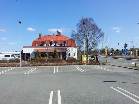1960-luvun puolivälissä rakennetun kirkkoherranviraston