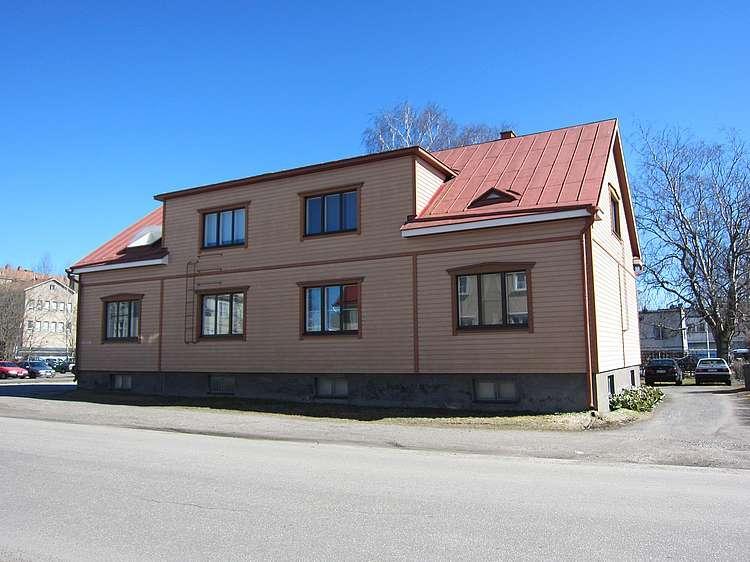Kortteli 202 Aittakarinkatu 4 Arvoluokka: B 1930-luvun asuintontti Aittakarinkadun ja Alfredinkadun risteyksessä.
