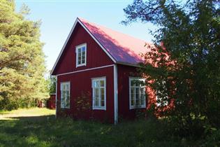 rakennukset: piharakennus; rukoushuone; Yppärijoen varrella sijaitseva rukoushuone on rakennettu 1949-50 pääasiassa talkoovoimin.