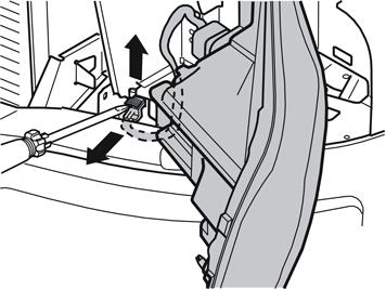2 Väännä varovasti ajovalon liitinkappaleen lukitusta ylöspäin ruuvitaltalla.