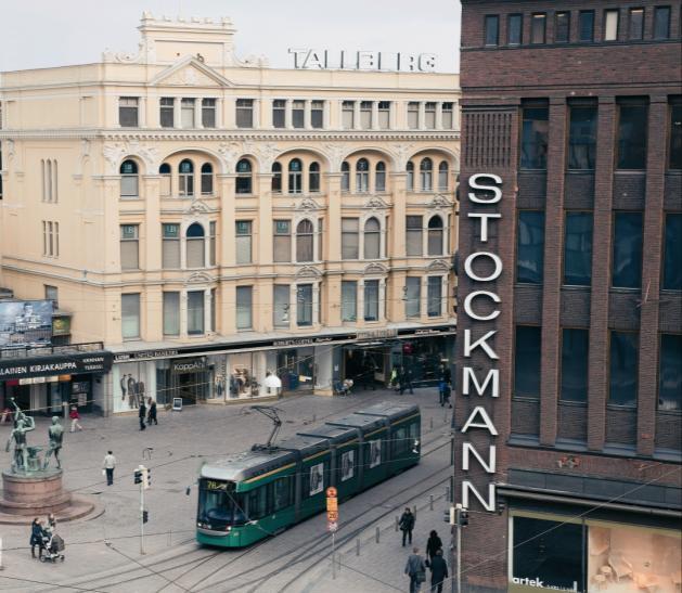 Suurkaupunkiolosuhteiden erityispiirteitä korkea sähköntoimitusvarmuusodote ahdas katutila,