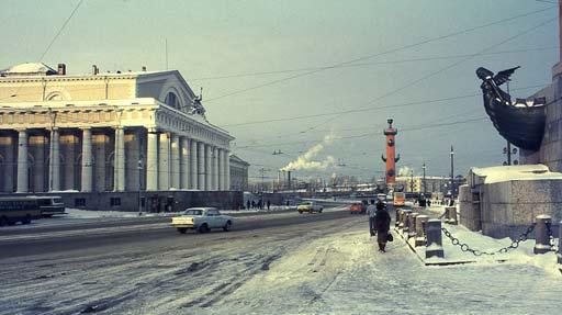 Kiovaan ja Odessaan, josta Neuvosto-Moldavian kautta Romaniaan ja Keski-Turkkiin toteutettiin 1988.