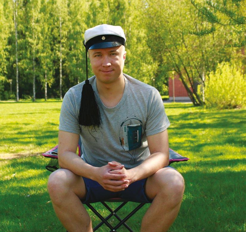 WANHAKIN JAKSAA Moi! Mä oon Aleksi, noin ännännen vuoden infolainen. Ajattelin kertoa sulle omia kokemuksiani opiskelusta.