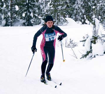 Ella hiihti hyviä voi osua aivan koh- Jussi Simula pääsi myös teisellä 19:nneksi ja kym- hiihtoja Junnu-cu- dalleen, joten kova pakkanen edustamaan Suomen vämenen kilometrin
