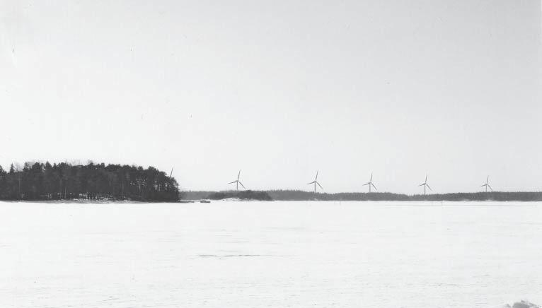 a c b d Kallahden selkä (DII) on yksi Helsingin edustan ehyimmistä selkävesimaisemista. Tuulivoimalat ovat kooltaan liian massiivisia.