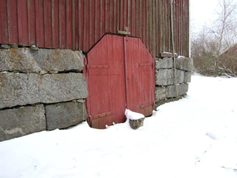 Rakennuksen kunto - Muuta Valkoiset nurkat RAKENNUSHISTORIA - Asemakaava 6.2.1989.