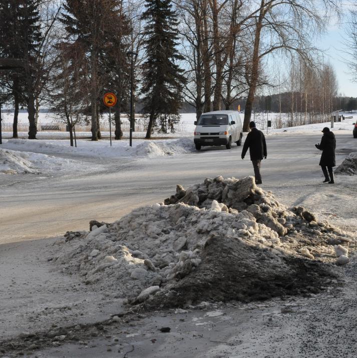 At a glance Toimintatapojen muutoksia, esimerkkejä 19 - Bussireittien kunnossapitotoimien ajoitus ruuhka-aikojen ulkopuolelle - Esteetön reitti keskustaan: erityinen