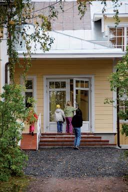 75 Avaintavoitteiden toteutuminen vuonna 2014 Kaupunginvaltuustoon nähden sitovien tavoitteiden toteutuminen Sivistyskeskuksen toiminnan päämäärät: 1.