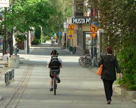 Kerrostalorakentamisen lisäksi joukkoliikennekaupungin vyöhykkeelle tai sen reunamille suunnitellaan rivitaloasumista.