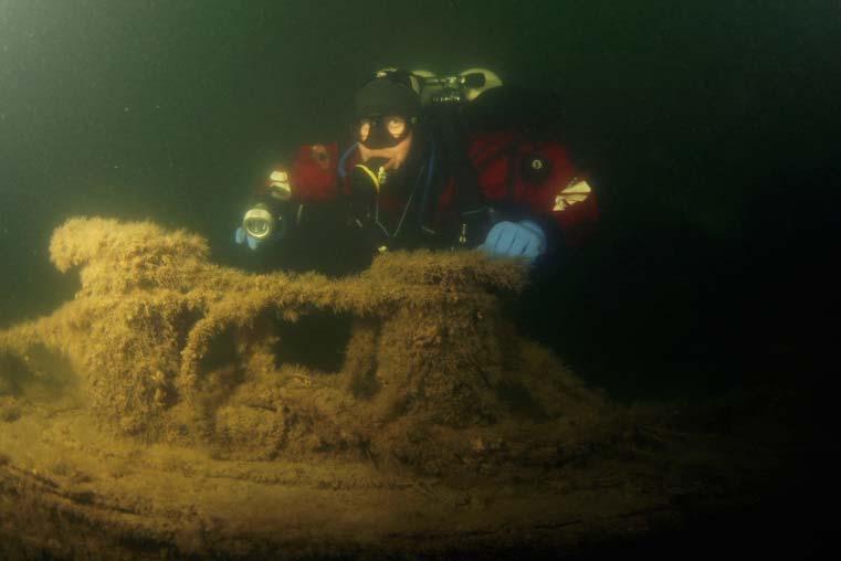 Hylky on pohjassa kölillään kokonaisena ja se on säilynyt varsin hyvin Sunnuntaina takaisin hylkykohteille Sunnuntaina tuuli yli 15 metriä sekunnissa, puuskissa jopa 25 metriä.