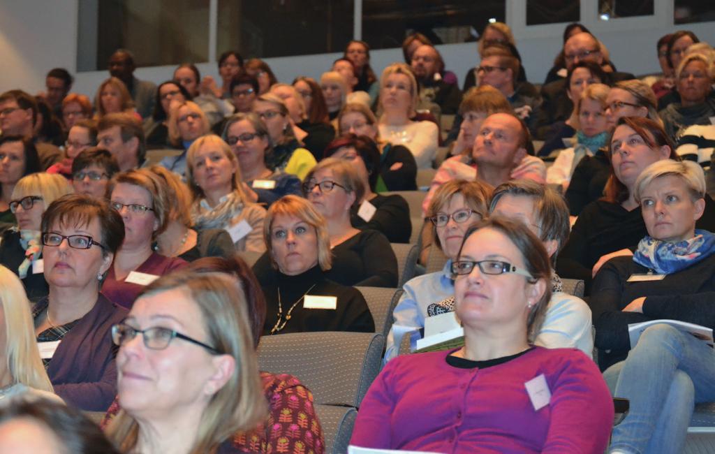 Sairaanhoitajat Ulla Lindholm, Aira Koskinen,