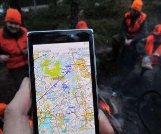 3.1 Ajometsästys Metsästyksenjohtaja suunnittelee ajometsästyksen toteutuksen kuultuaan muuta porukkaa. Ajomiehillä on oltava tiedossa passien sijainnit sekä ajon käytännön toteutus.