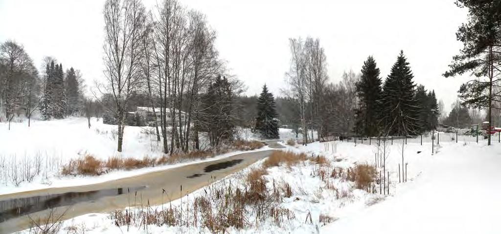 oikealla hautausmaata.