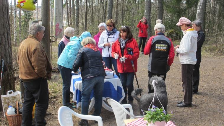 fi/lapinlumo/ Lapin Lumo on Suomen ensimmäinen Slow-TV-ohjelmasarja. 8-osaisessa sarjassa vieraillaan mm. Pallaksella, Kilpisjärvellä sekä Saariselällä.