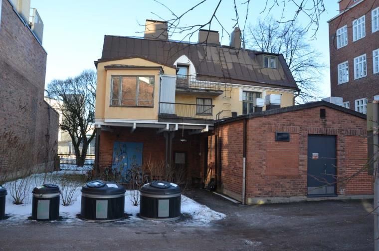 rakennushistorialliset arvot Pientalo, edustava teollisuus- ja kaupunkirakentaminen 1910-luku kaupunkikuvallinen ja maisemallinen merkitys Tehdasalueen itäpuolen julkisivu, vanhin kerrostuma.