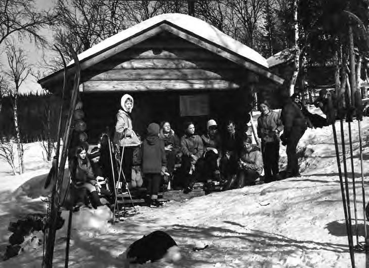 Tällöin aloittivat toimintansa Etelä-Suomen johtaviksi hiihtokeskuksiksi nousseet Kalpalinna Turengissa, Ellivuori (Sastamala) ja Laajavuori (Jyväskylä).