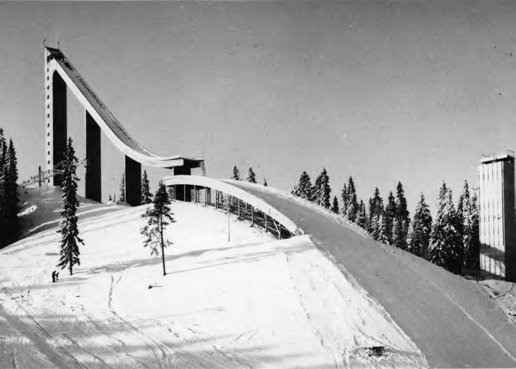 Rovaniemen suurmäki tuhoutui Lapin sodassa 1944. Sotien jälkeen oli 1930-luvun mäkiä vielä runsaasti käytössä mutta osa rapistui, lahosi ja oli purettava.