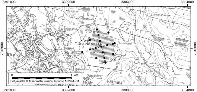 Tapio Toivonen ja Onerva Valo 67. Hemmossen Hemmossen (kl. 2321 10, x=7048,0, y=3302,5) sijaitsee noin 20 km Pedersören keskustasta kaakkoon, ja se rajoittuu lähes joka puolelta peltoon.