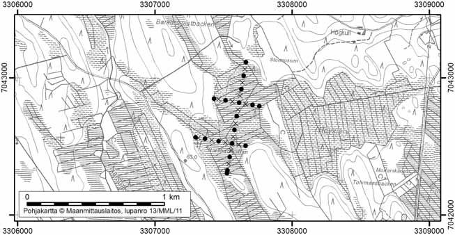 Tapio Toivonen ja Onerva Valo 43. Narsbackyttan Narsbackyttan (kl. 2312 12, x=7042,6, y=3307,4) sijaitsee noin 27 km Pedersören keskustasta kaakkoon.