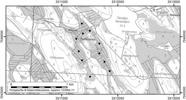 Tapio Toivonen ja Onerva Valo 46. Puukkopohja Puukkopohja (kl. 2323 01, x=7045,9, y=3311,4) sijaitsee noin 33 km Pedersören keskustasta kaakkoon.