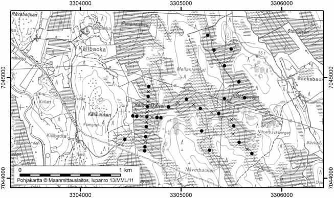 Pedersöressä tutkitut suot ja niiiden turvevarat Osa 1 47. Källbackkärret Källbackkärret (kl. 2312 12, x=7044,5, y=3304,7) sijaitsee noin 25 km Pedersören keskustasta kaakkoon.