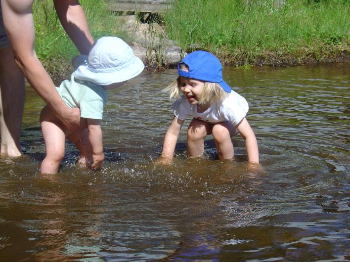 ylläpitoon. Vettä on oltava riittävästi sammutusvedeksi.