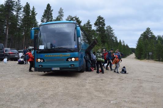 Kun maastoon päästiin, säät lämpesivät ja iltapäivisin lämpötila nousi yli +20 asteen. Ennakkoon pelätyt tulvatkin olivat laskeneet, niin mikä oli vaeltaessa!