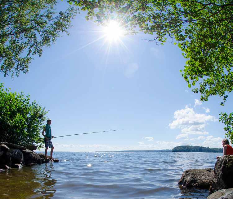 Jäteveden puhdistus Jätevesijärjestelmät eri tarpeisiin Helppo asennus ja käyttö Edulliset hankinta- ja käyttökustannukset Jätevesien puhdistamisen tavoitteena on suojella ihmistä ja luontoa sekä