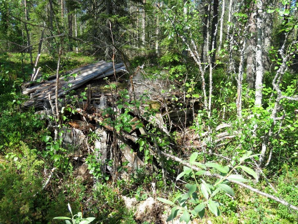 3 4. Roukajärvi Rinteenlahti Mj-rekisteri: Laji: Tyyppi: Tyypin tarkenne: Ajoitus yleinen: Lukumäärä: Rauhoitusluokkaehdotus: Paikkatiedot: Karttanumerot: TM35-lehtijako vanha yleislehtijako