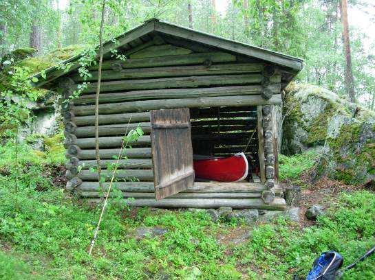 Mahdollinen rakennusalue sijaitsee saaren eteläosassa, lähellä jo ennestään rakennuttua