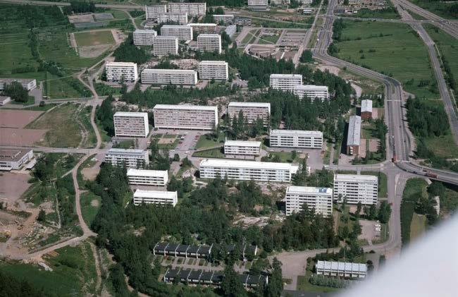 Yleiset tavoitteet Puotinharjun alueen tavoitteena on toisaalta metsäisen yleisilmeen säilyttäminen liityttäessä viereiseen virkistysalueeseen ja toisaalta kaupunkimaisen ilmeen uudistaminen