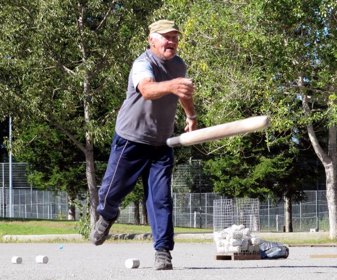 Ehoniemi Pentti Kylmäkosken Kyykkä 23,5 3 Karvonen Pentti Porvoon Seudun Koivistolaiset 23,0 2004 1 Petjakko Herman Salmin Kyykkä 31,0 2 Karhu Vilho Oriveden Karjala-seura 29,5 3 Ehoniemi Pentti