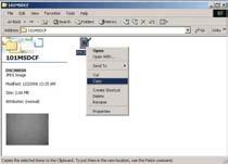 2 Kaksoisnapsauta kansiota, jossa kopioitavat tiedostot sijaitsevat. Tuo sitten valikko esiin napsauttamalla hiiren kakkospainikkeella kuvatiedostoa ja napsauta [Copy].