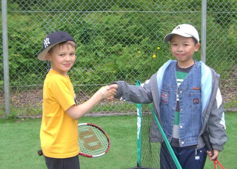 (SE) Iloisia tennisleiriläisiä ja GT valmentajia viikolta