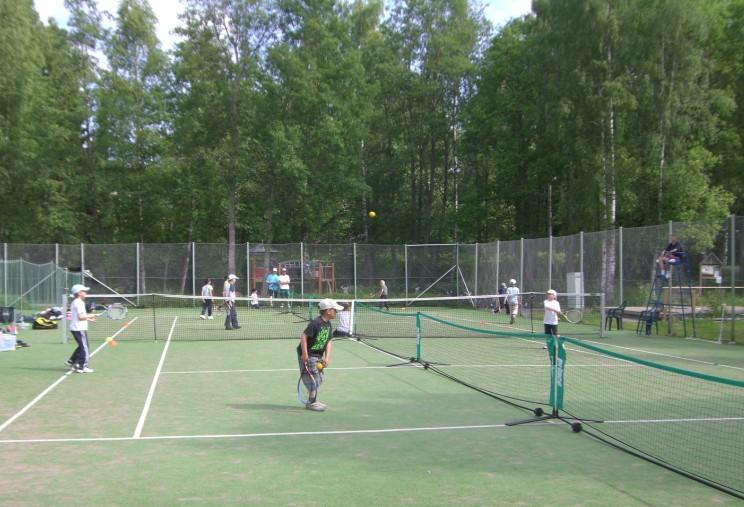Tämän tuen ansioista Grani Tennis organisoituu syksyllä uudella tavalla palkkaamalla mm. toiminnanjohtajan 1.8. alkaen ja samalla vahvistaen valmennuspuolta palkkaamalla uusia valmentajia.