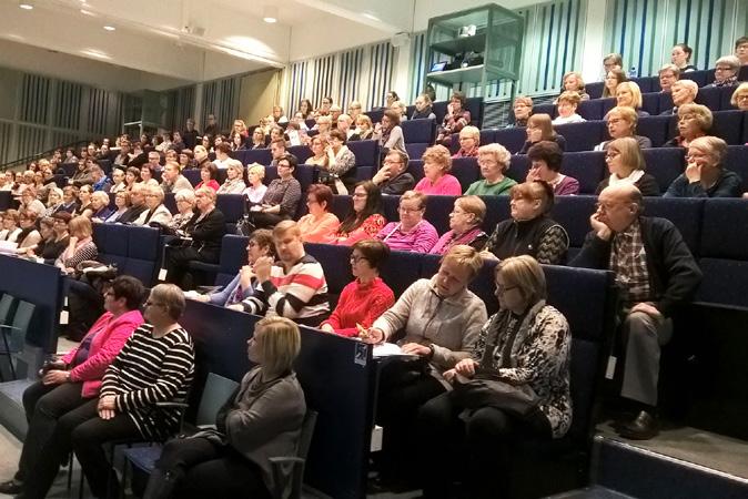 Jäsenyhdistysten toiminnan kehittyminen Liitto tukee jäsenyhdistysten toimintaa ja edistää munuais- ja maksasairaiden ja heidän läheistensä osallistumis- ja vaikuttamismahdollisuuksia.