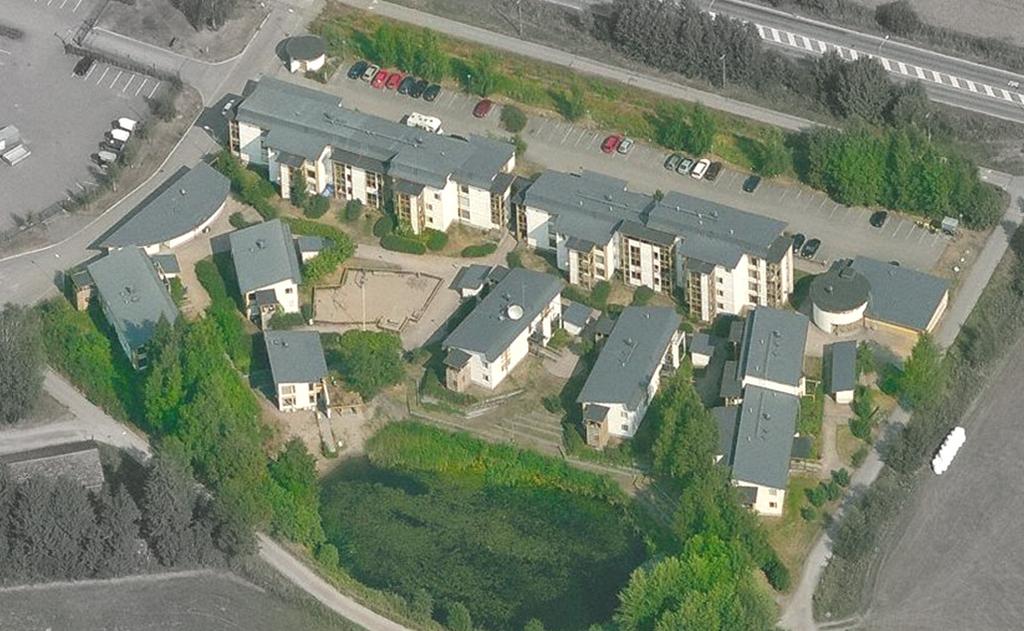 Horttanainen Oy Arkkitehti- ja pääsuunnittelu: Arkkitehtuuritoimisto Mauri Mäki-Marttunen Ky Rakennesuunnittelu: